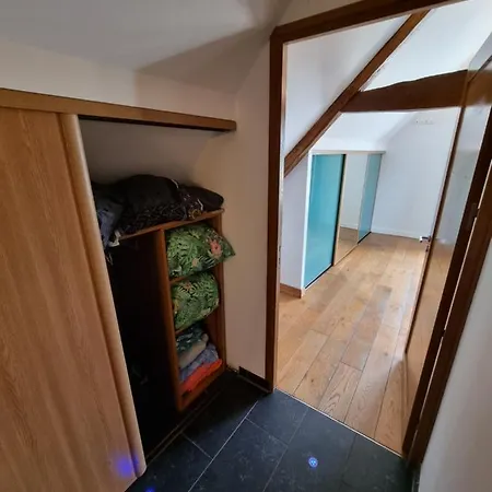 5 Pieces Familiales *